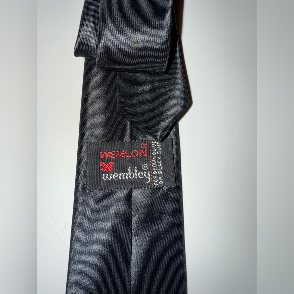 Black wemlon vintage necktie